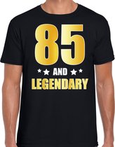85 and legendary verjaardag cadeau t-shirt / shirt - zwart - gouden en witte letters - voor heren - 85 jaar verjaardag kado shirt / outfit 2XL