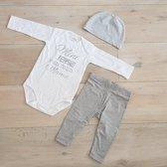 Foto: Mm baby pakje cadeau geboorte jongen set met tekst mama oma aanstaande zwanger kledingset pasgeboren unisex bodysuit huispakje kraamkado gift set babyset kraamcadeau babygeschenk babygeschenkset kraampakket