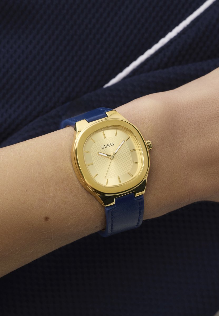 Guess Eve Quartz Analoog Horloge Blauw Kast: 100% Gerecycleerd Kunststof | Armband: 100% Leer 32 mm GW0996L2