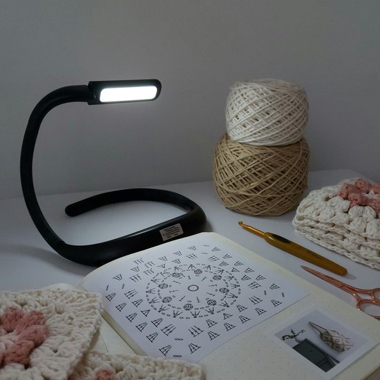 Aquila Leeslampje voor Boek - Neklamp Oplaadbaar - Leeslampje voor in Bed - Boeklampje & Bedlampjes Leeslampjes - Boeklamp - Leeslampje voor Boek Oplaadbaar USB - 3 Kleuren - Bedlamp — afbeelding 5