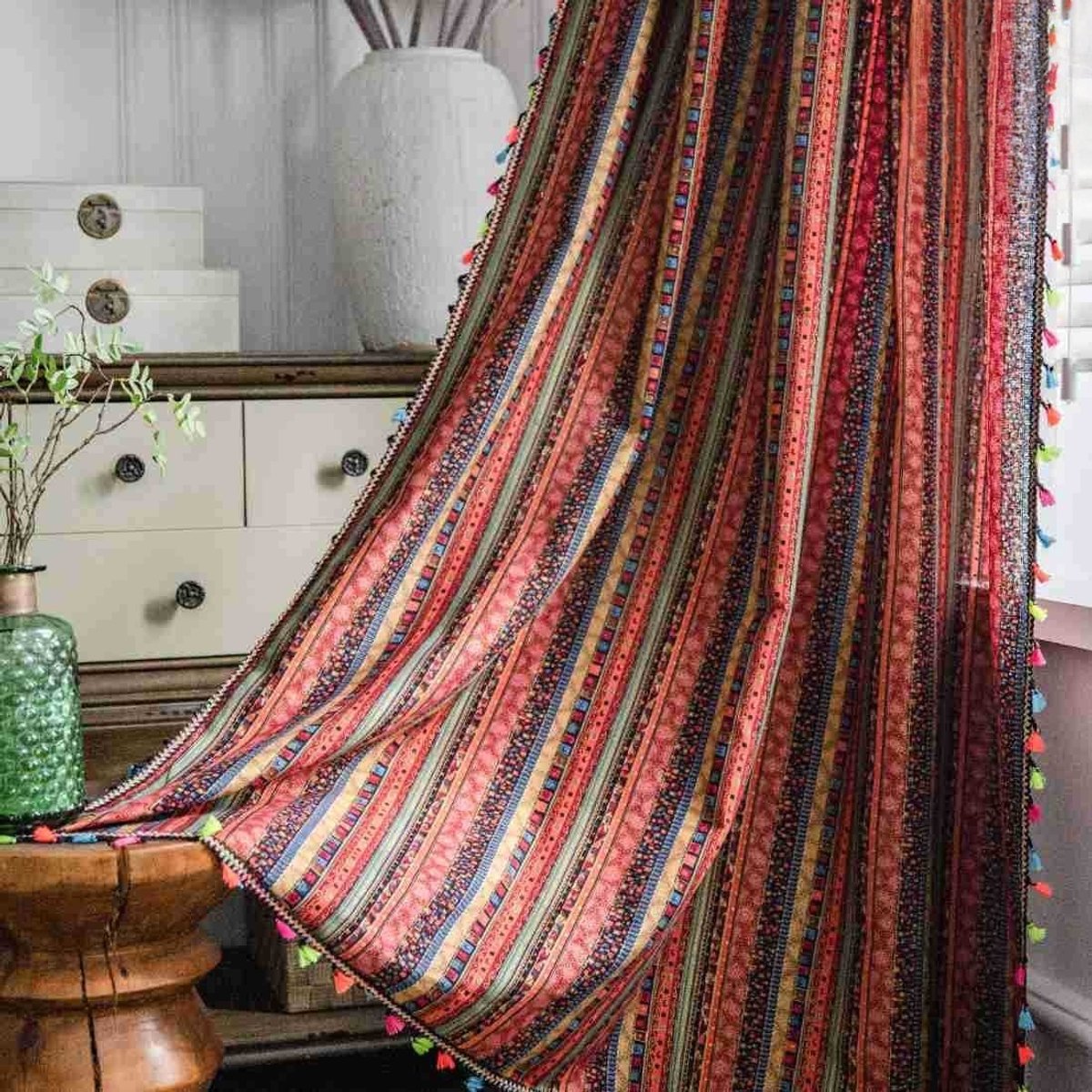 Linnen Boho-gordijnen met textuur, kleurrijke gestreepte print, lichtfilterende gordijnen voor de woonkamer, gordijnen met roedezak en kwastjes,140x270cm