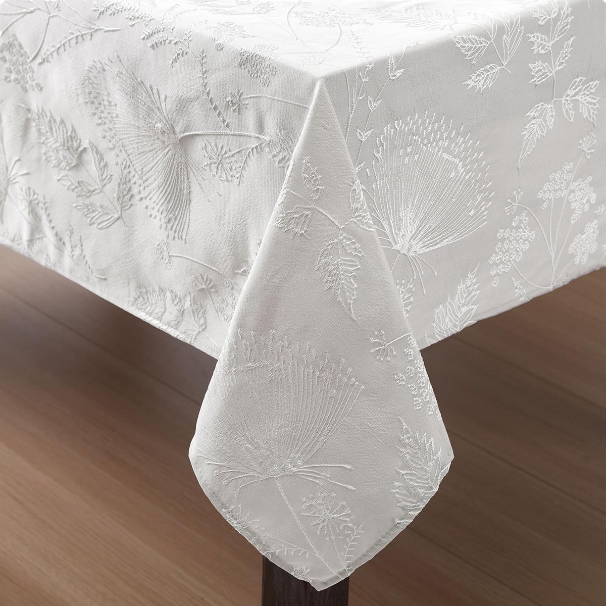 Elegante kreukbestendige jacquard tafelkleed 152,4 x 304,8 cm voor diners en feesten