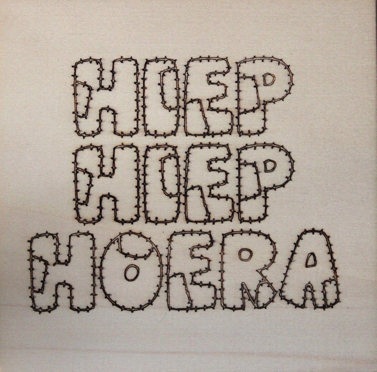 Houten Ansichtkaart - Wenskaart - Wens - Kaart - 15x15cm - Hiep Hiep Hoera