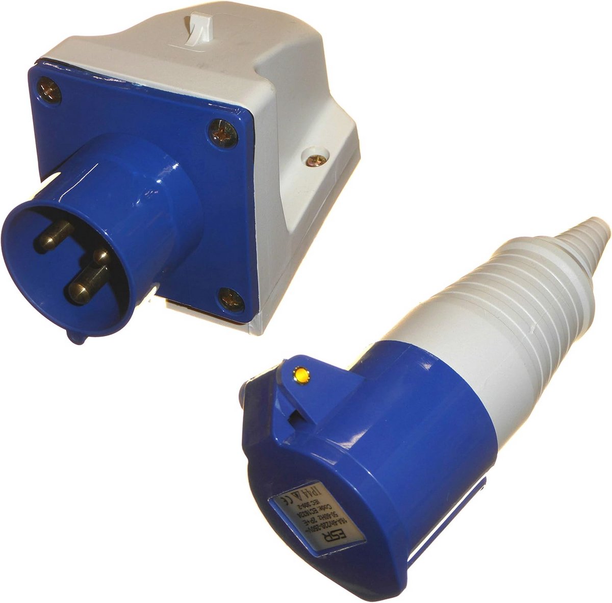 3-polige 230V 16A IP44 stekker en koppeling voor binnen en buiten