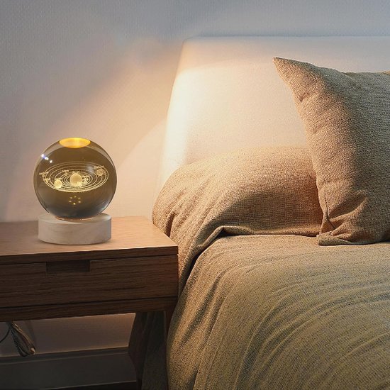 3D kristallen bol nachtlampje - Astronomie LED met houten sokkel - USB-oplaadbaar - Perfect voor kinderen, verjaardagen en feestdecoratie — afbeelding 5
