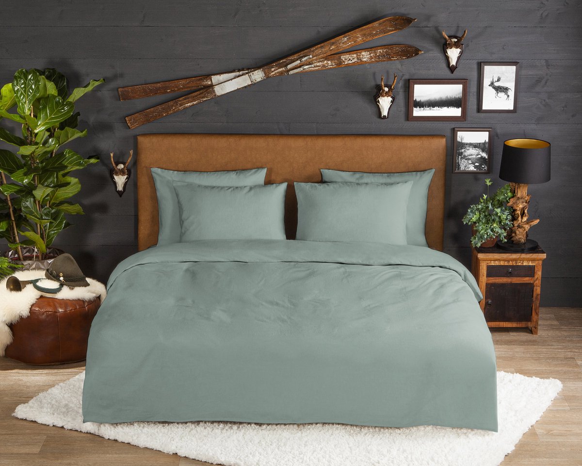 Good Morning dekbedovertrek effen kleur - 2 persoons 200x200/220 cm - Groen - 100% Katoen flanel