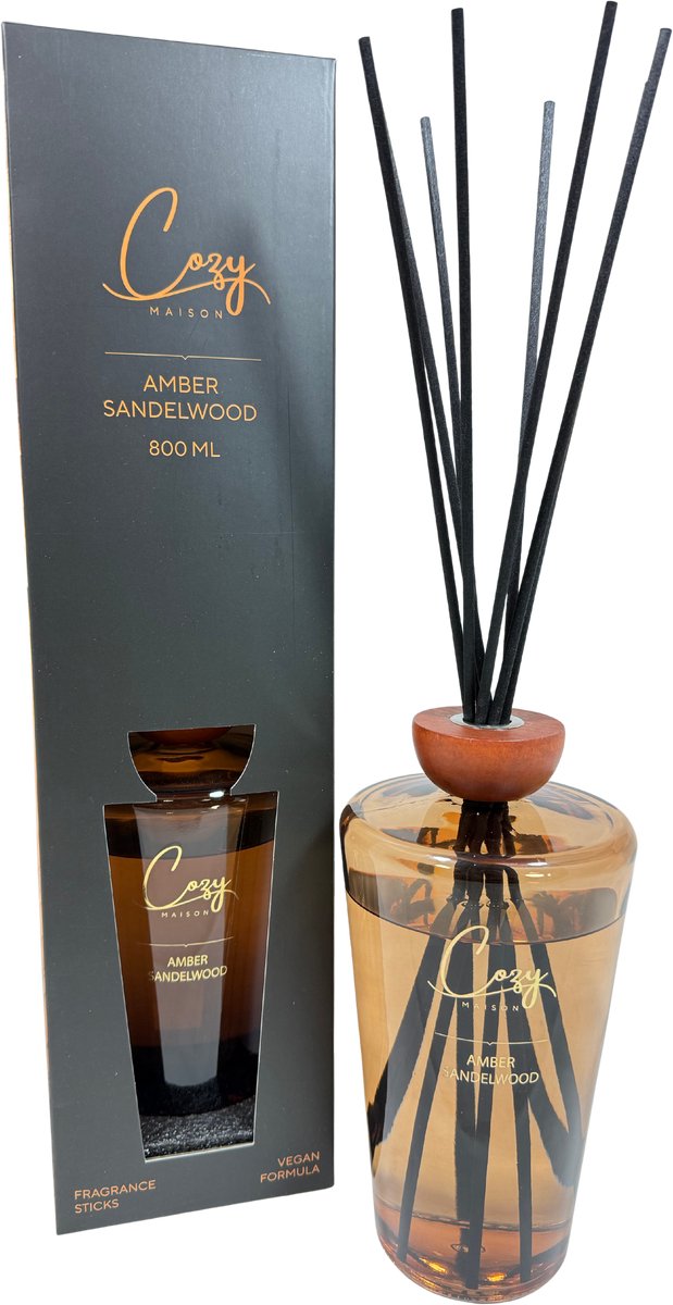 Cozy Maison - Geurstokjes - Fragrance - Aroma Diffuser - 800 ml - Sandal Wood - bruin
