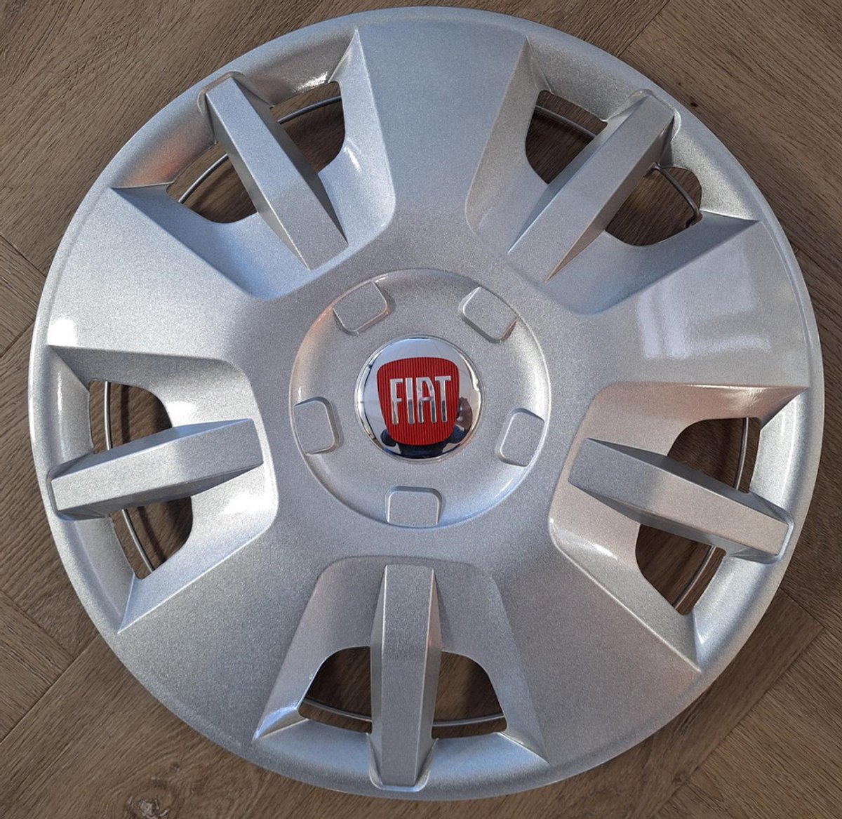 Losse Wieldop geschikt voor Fiat Ducato Rood 15 inch new (per stuk)