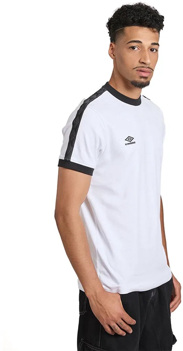 Umbro Taped T-shirt Met Korte Mouwen Wit XL Man