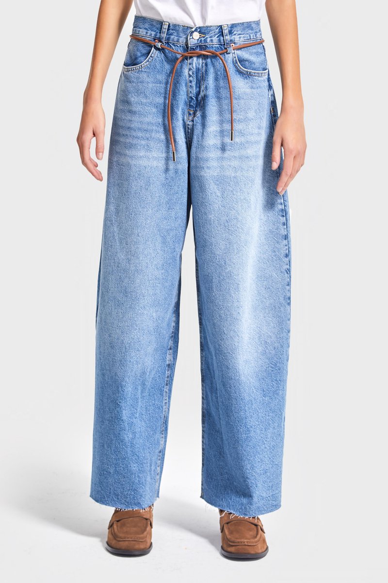 It's Basic - Loose Mid Rise Jeans