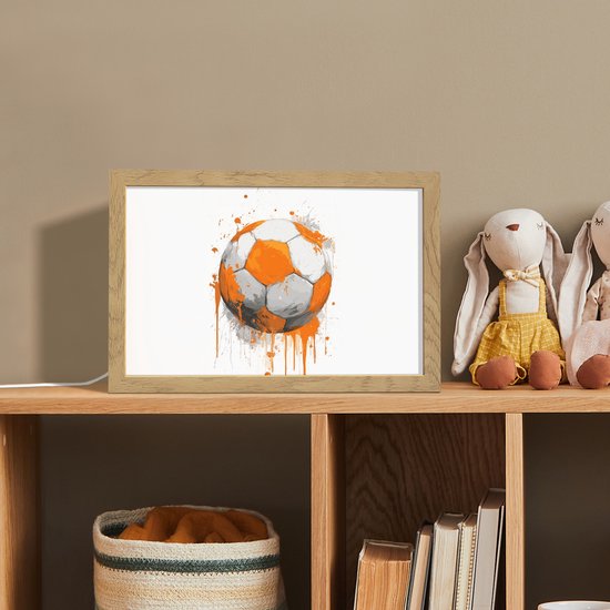 Nachtlampje 30x20 cm - Kinder lampje - Voetbal - Abstract - Oranje - Verfspatten - Tafellamp kinderkamer - Slaapkamer lamp - Bedlamp kinderen - Kinderlampje stopcontact - Wandlamp babykamer - Nachtlampjes van OnlyWow — afbeelding 3