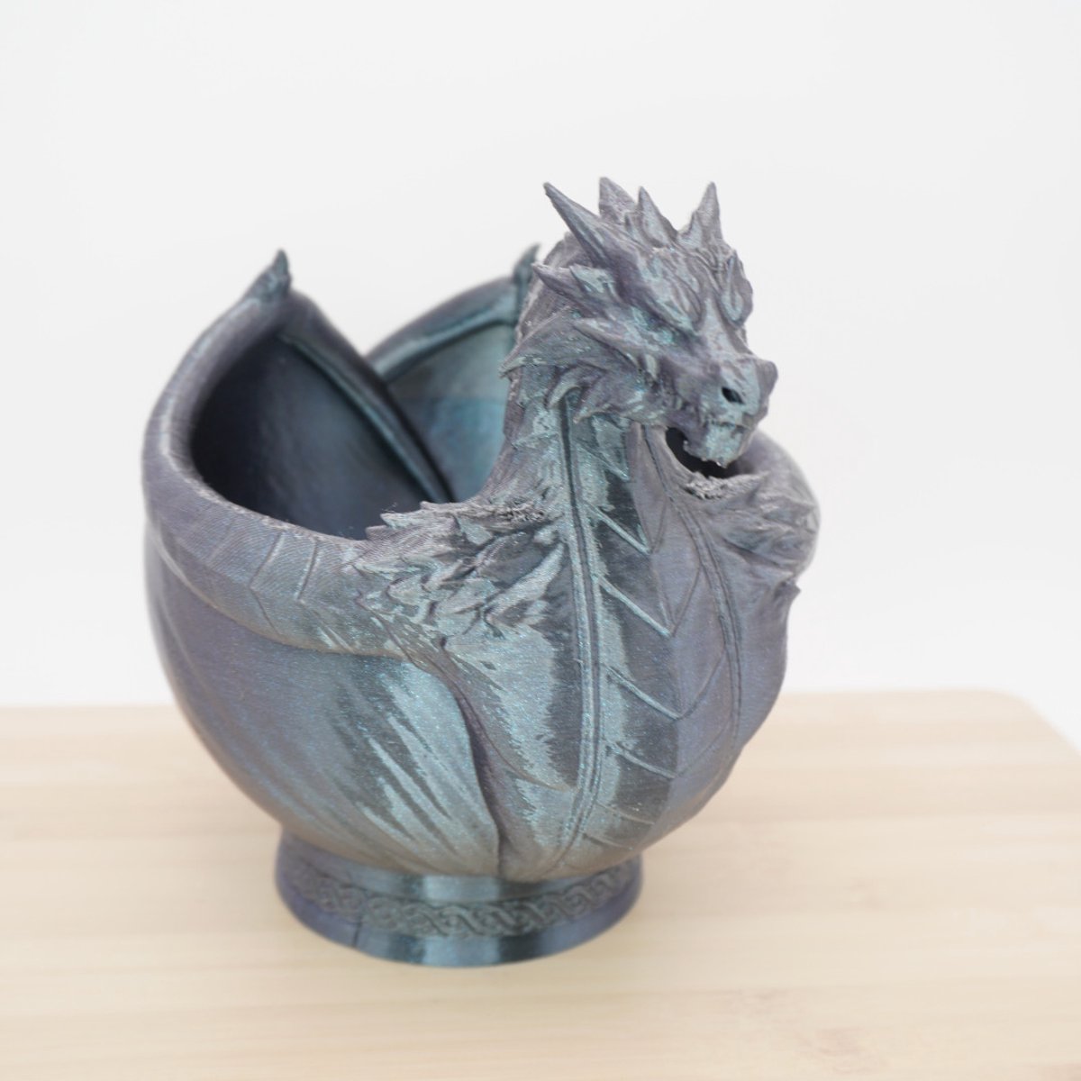 Wyrm's Keep Iridescent Relic - Draak Fantasie Schaal - Sieradenbakje - 17cm