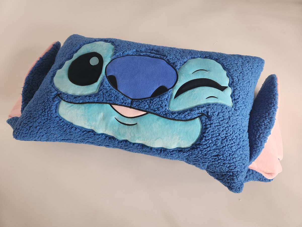 Stitch Hoofdkussen in Zachte Sherpa Stof, 75x45cm