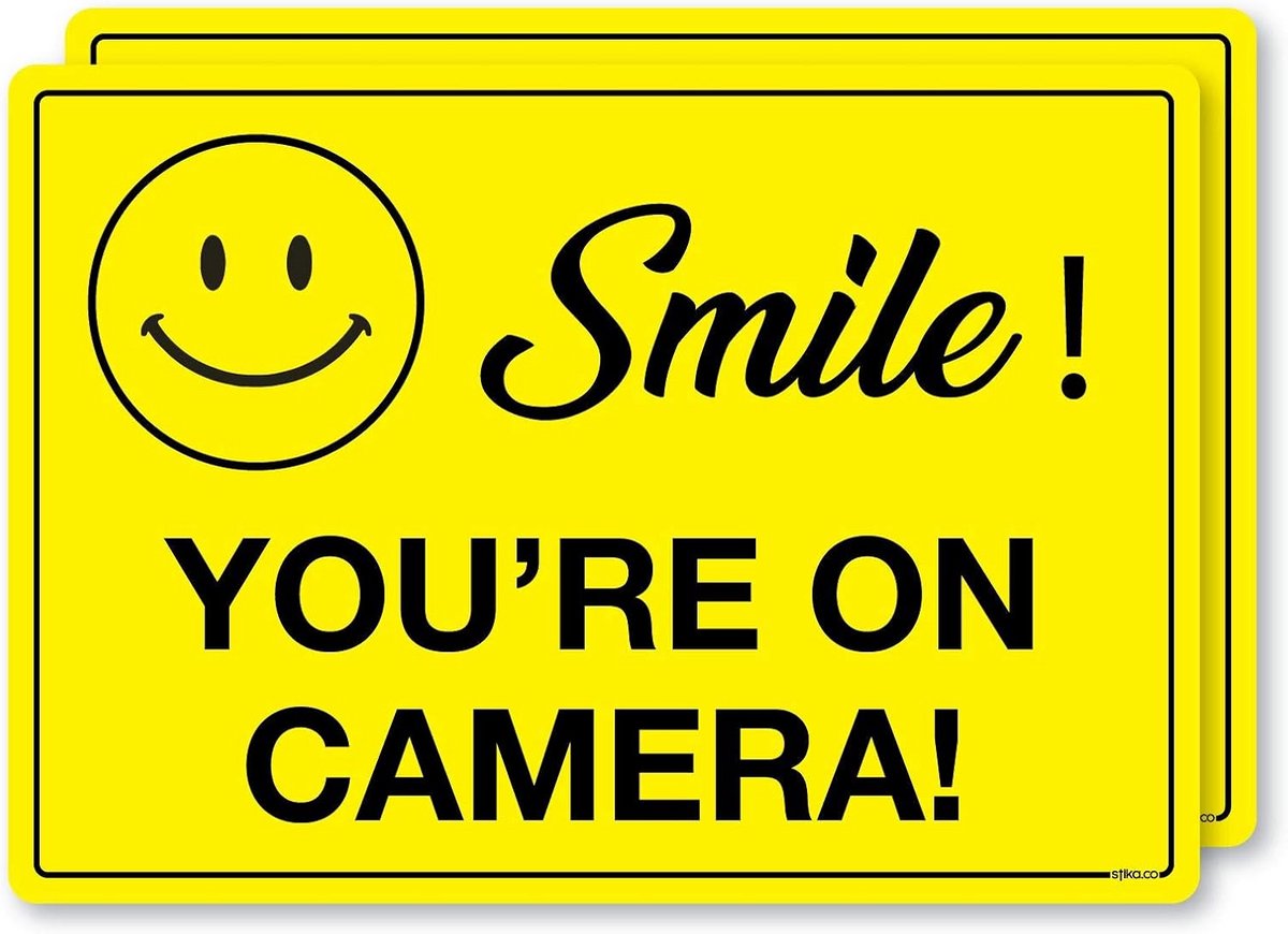 CCTV Waarschuwingssticker "Glimlach U Bent Op Camera" - Zelfklevend Vinyl A5 (2 stuks)