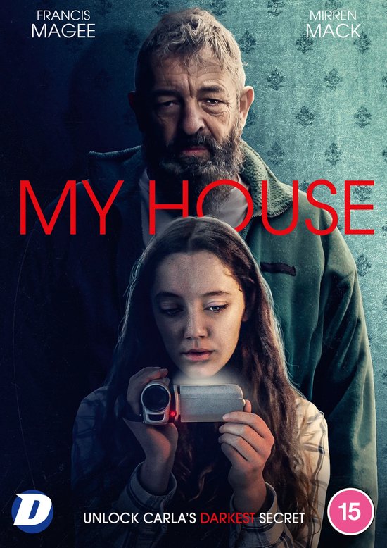 Dvd-hoes met een griezelige man en een meisje met een videocamera. Tekst: 'MY HOUSE', 'Unlock Carla's Darkest Secret'. Leeftijd 15.
