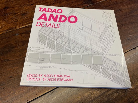 Couverture de livre avec un plan bleu de Tadao Ando Details, édité par Yukio Futagawa.