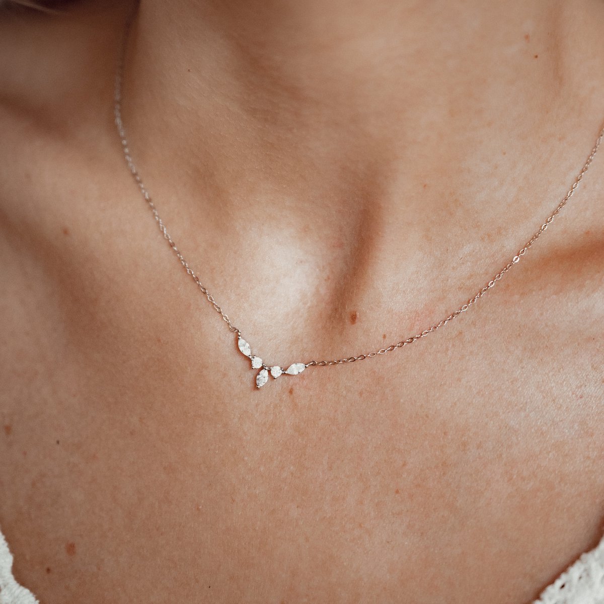 Hey Happiness Kroon Halsketting met Zirkonia Dames 925 Zilver - 41 cm + 5 cm Verstelbaar - Zilver