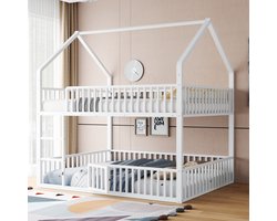 Wishdor – Stapelbed 140x200 cm – Huisontwerp met Deur – Speelse Slaapplek – Inclusief Veiligheidshekken & Ladder – Robuust Metaal – Wit