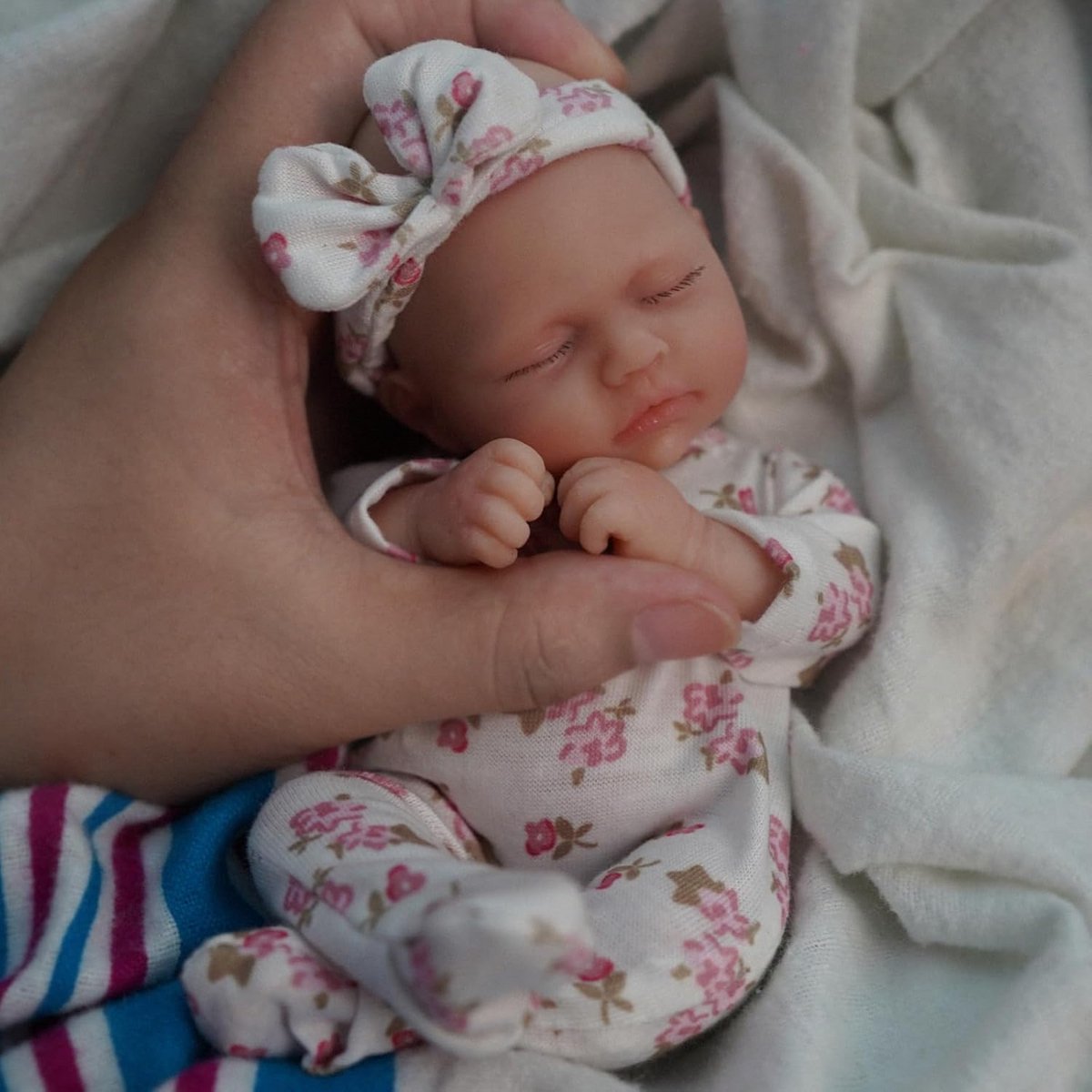 Realistische Mini Reborn Pop Meisje 18 cm - Volledig Siliconen Babypop met Accessoires — cadeau in Spellen & Speelgoed - foto 6
