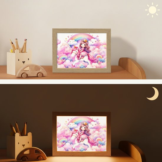 Nachtlampje 20x15 cm - Kinder lampje - Eenhoorn - Prinses - Unicorn - Roze - Regenboog - Tafellamp kinderkamer - Slaapkamer lamp - Bedlamp kinderen - Kinderlampje stopcontact - Wandlamp babykamer - Nachtlampjes van Merkloos — afbeelding 4
