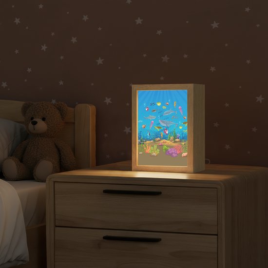 Nachtlampje 15x20 cm - Kinder lampje - Zeedieren - Onderwaterwereld - Oceaan - Onderwater - Tafellamp kinderkamer - Slaapkamer lamp - Bedlamp kinderen - Kinderlampje stopcontact - Wandlamp babykamer - Nachtlampjes van OnlyWow — afbeelding 2