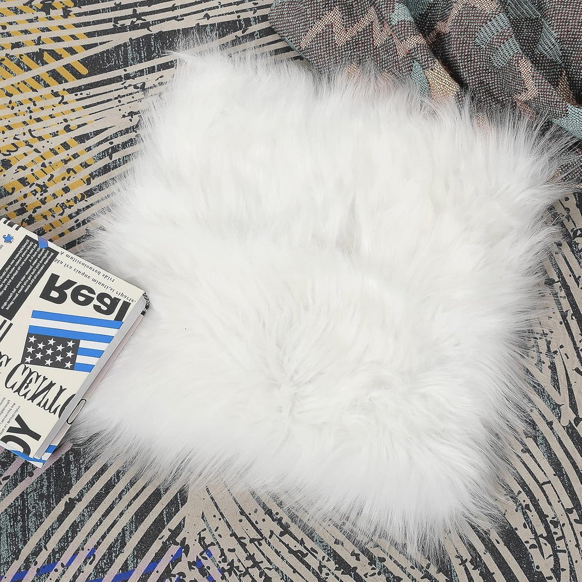Fluffy Faux Fur Kussensloop en Mini Tapijt voor Decoratie