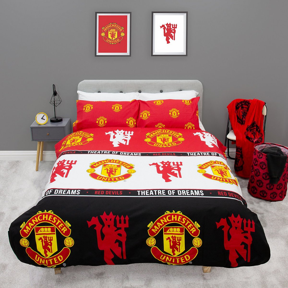 Manchester United Dekbedovertrek - Tweepersoons - 200 x 200 cm. - Man. United F.C. - Dekbed - 2-Persoons