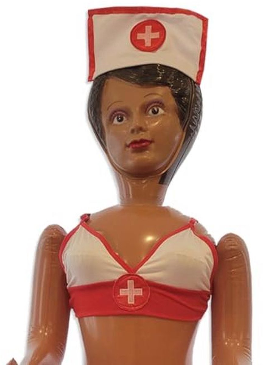 Opblaasbare Verpleegsterspop - Grappige Vrijgezellenfeest Decoratie en Cadeau