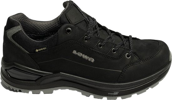 Zwarte LOWA wandelschoen met GORE-TEX logo. Grijze zool en donkere accenten.