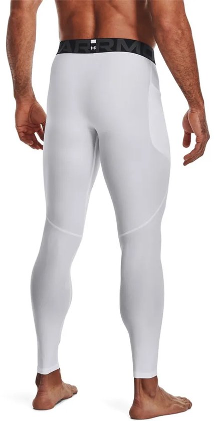 Witte Under Armour legging voor heren, achterkant zichtbaar, met zwarte tailleband.