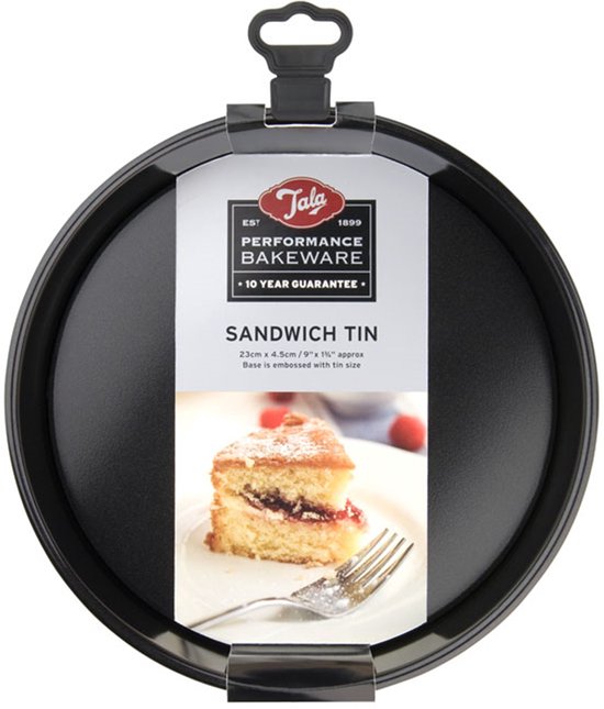Een zwarte ronde Tala sandwichvorm van 23cm met een afbeelding van een taartpunt.
