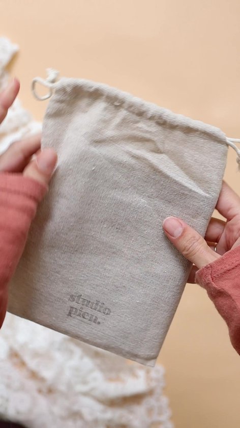 Mijlpaalkaarten Baby met Goudfolie – 20 Luxe (a6) kaarten voor eerste jaar – Unisex – Perfect als kraamcadeau - Bosdieren - Bruin en beige - Babyshower