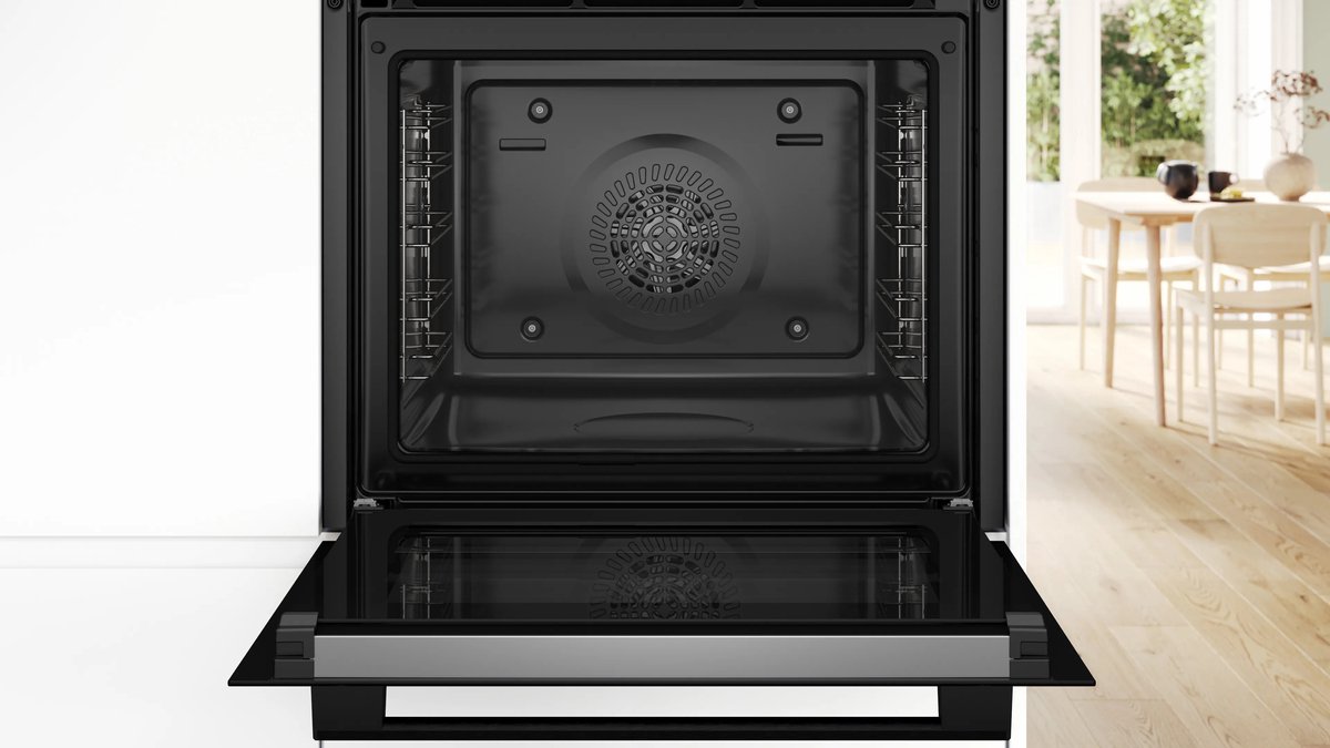Bosch - HQG572BB3F - Serie 4 - Inbouwoven - Energielabel A+ - Air Fry-functie: voor perfect en gezonde gefrituurde gerechten - Eenvoudig te reinigen met pyrolytische zelfreiniging- Stoomoven - Zwart – foto 5