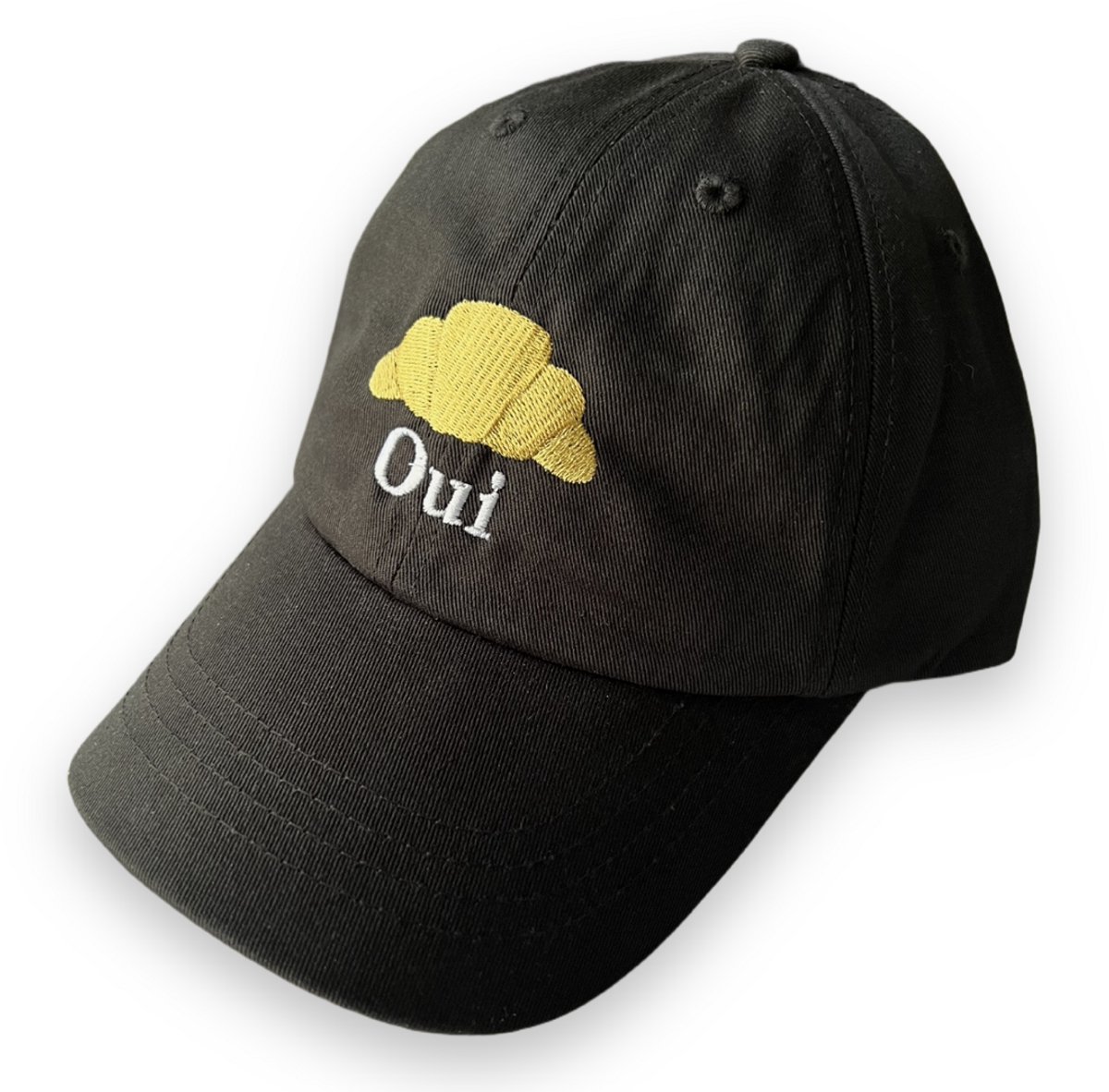 Oui Croissant - geborduurde dad cap - hat - pet - French lifestyle - embroidered - 100% Organic cotton