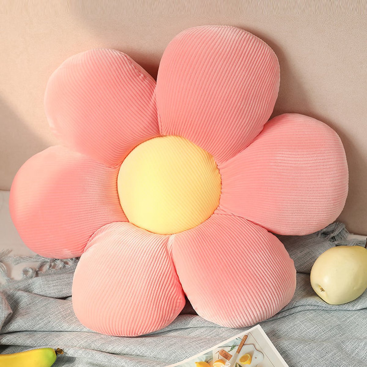 Bloemvormig kussen - zitkussen - sierkussens - sierkussen - zitkussen - 50 cm - roze en geel