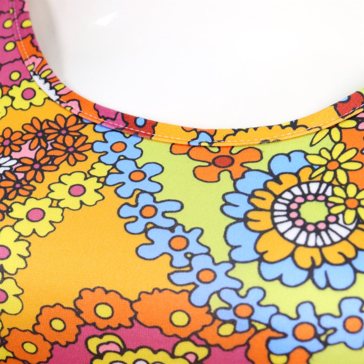 Joya Party® Hippie Jurk Dames met Vest & Hoofdband | Jaren 60 & 70 Flower Power Set | Stretch Lange Jurk | Verkleedkostuum Vrouw | Carnaval, Themafeest & Halloween | — afbeelding 9
