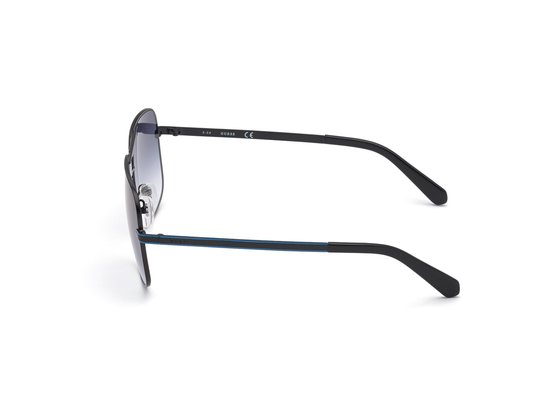 Guess GU00026 Matte black 61/12/145 MAN Zonnebrillen van Guess — afbeelding 3