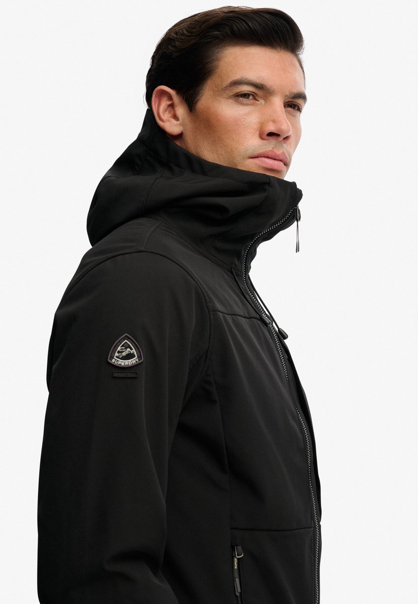 Superdry Hooded Trekker Softshell Jas Heren Zwart