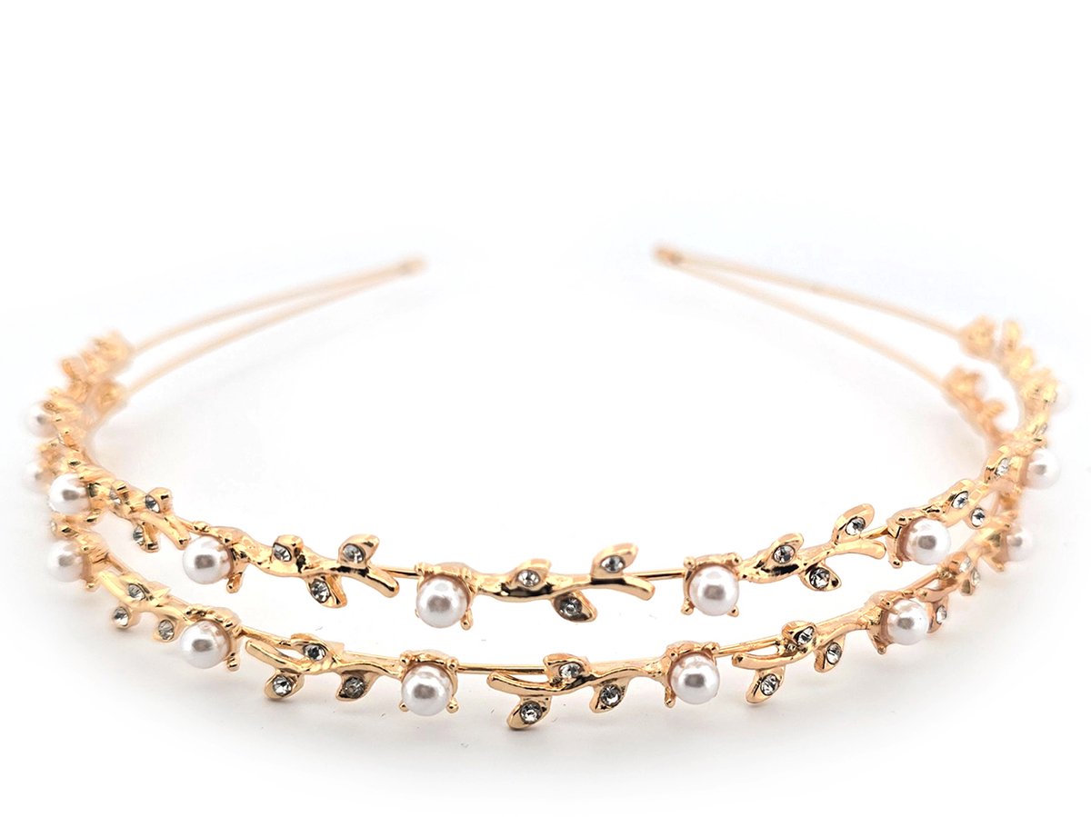 Goudkleurige diadeem met kleine pareltjes en takjes met strass