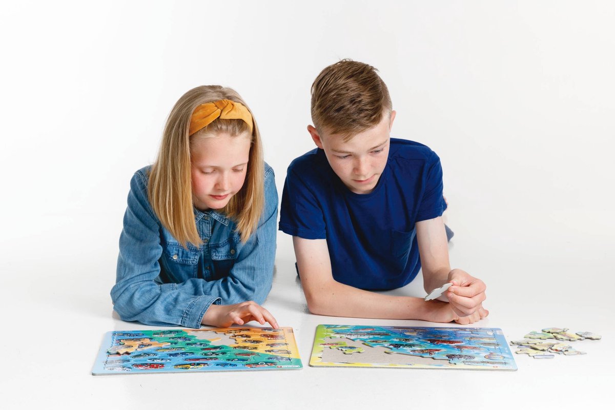 Larsen Nederland met provincies en vlaggen – Puzzel – Kaarten & Geografie – Nederland – Educatieve legpuzzel voor kinderen – 48 stukjes – Gemaakt in Noorwegen – Extra dikke 2,5 mm stukjes – Tray met vaste rand — afbeelding 4