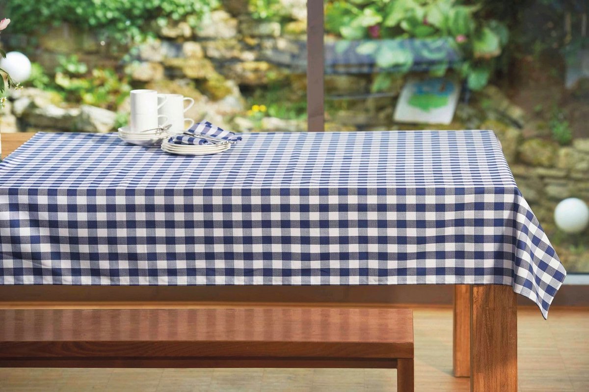 Stijlvolle tafellinnen servetten 50 x 50 cm in blauw-wit geruit katoen