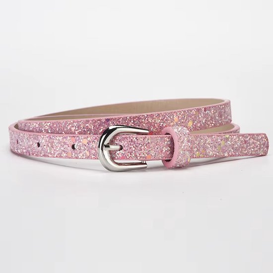 Roze glitter riem met sterrenpatroon en zilverkleurige gesp.