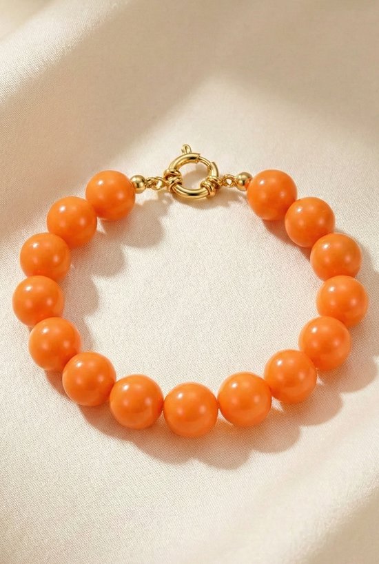 Lundholm Luxe Kralen Armband Dames met Bedel – Premium Stainless Steel Jewellery Armband Dames Oranje – Kralenarmband met Hars Kralen – My Helsinki Serie - Vrouwen Cadeautjes Sieraad Koningsdag Accessoires Nederland Holland