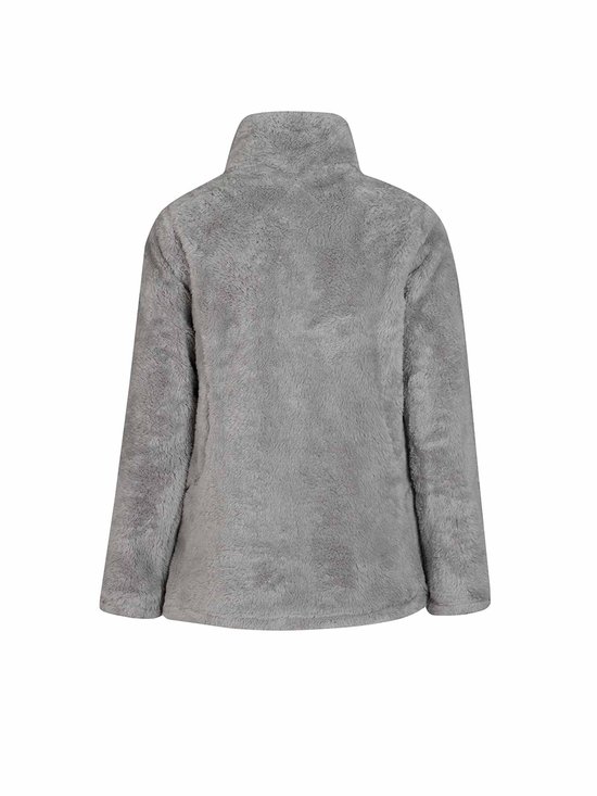 Achterkant van een grijze fleece damesvest met hoge kraag.