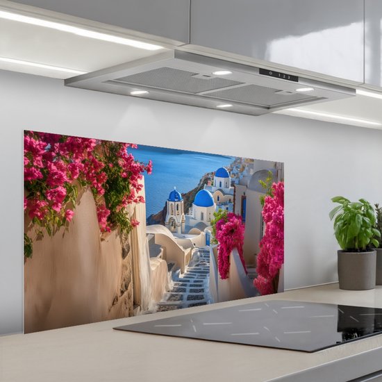 Spatscherm 100x50 cm - Zelfklevende achterwand Santorini - Bloemen - Griekenland - Keuken muurbeschermer - Spatwand fornuis