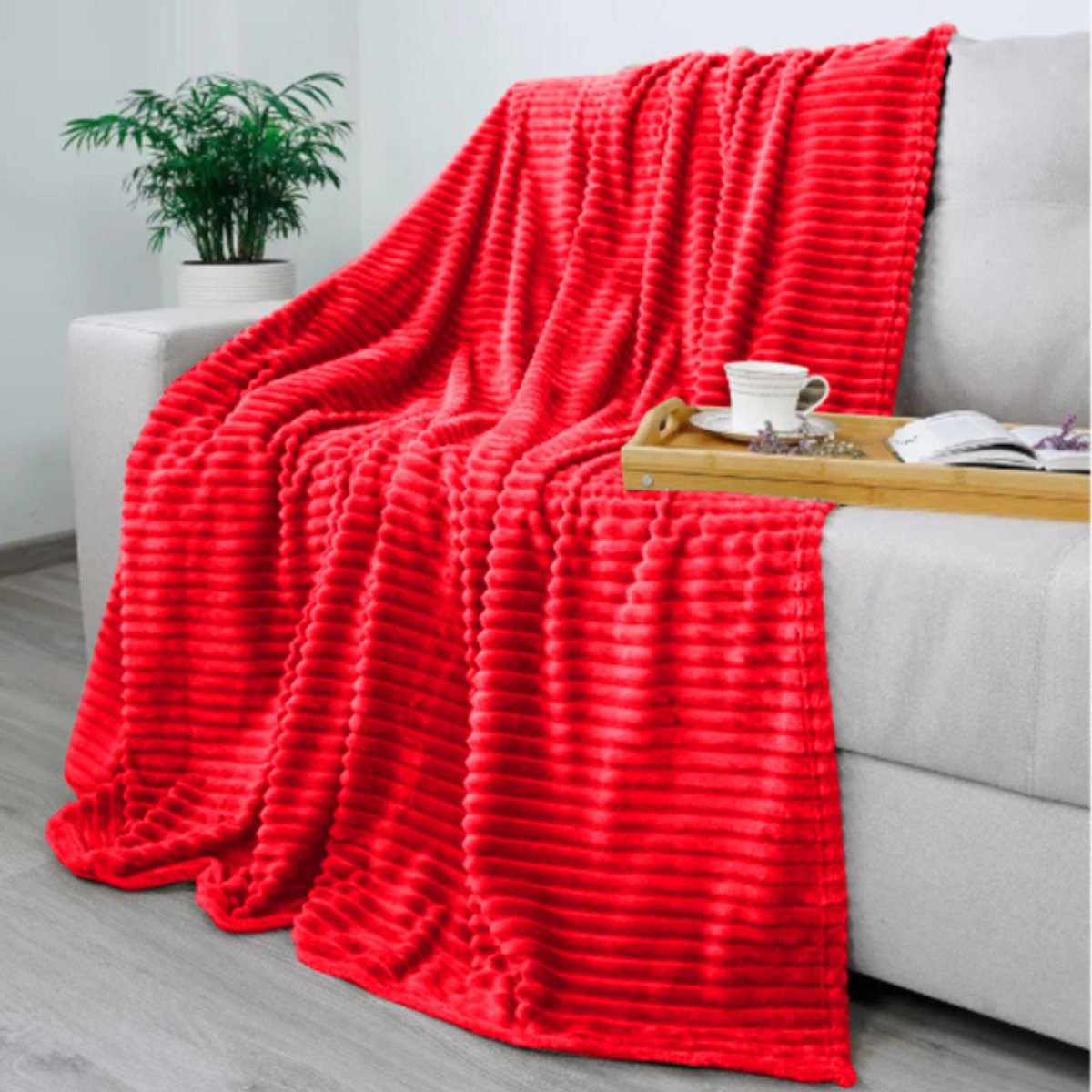 More&Deco Serienaam - Rode Geperste Deken - 200x220cm - Strepen - Groot
