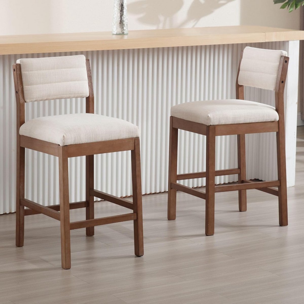 Set van 2 Barkrukken Beige met Houten Poten - Gewatteerde Keuken Krukken voor Kookeiland