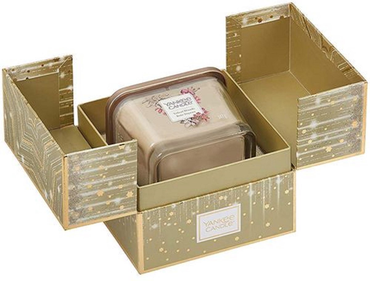 Yankee Candle Gift Boxed Elevation Candle Velvet Woods