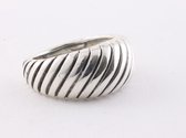 Zilveren ring met schuine ribbels - maat 16