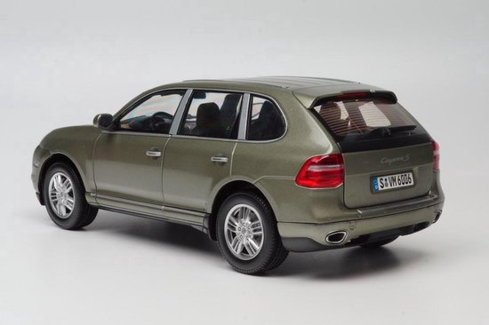 Norev - 1:18 - Porsche Cayenne turbo coupé - 2019 - Catawiki